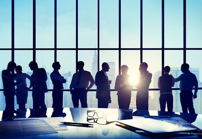 Non executive v independent director